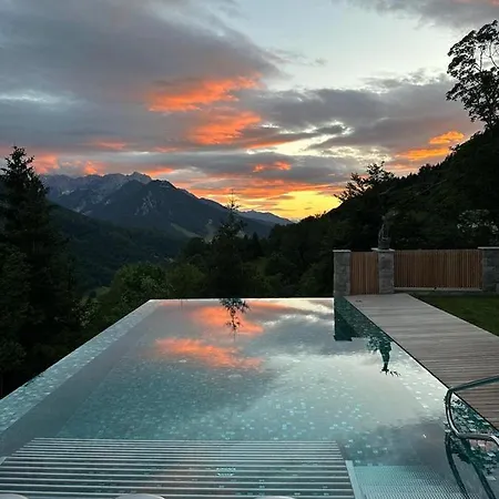 Sofija Casa de hóspedes Gozd Martuljek