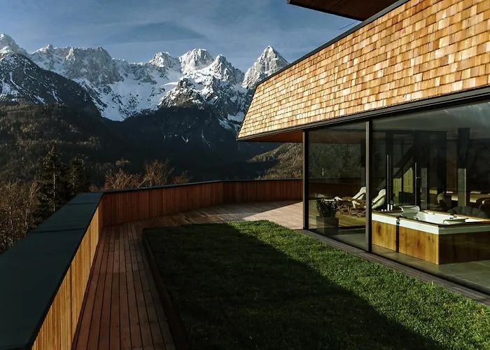 Konukevi Sofija Gozd Martuljek