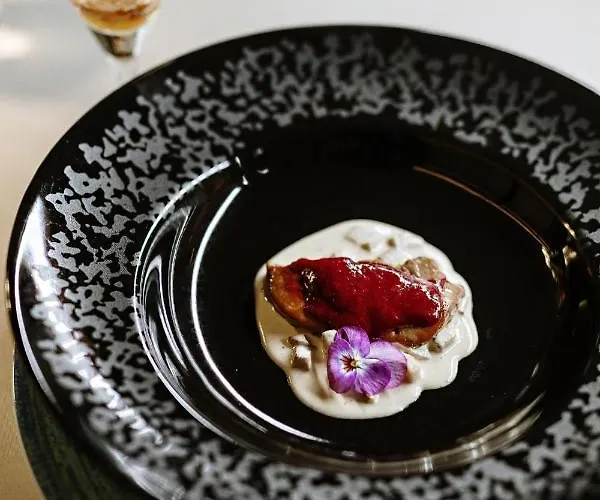 Sofija Konukevi Gozd Martuljek